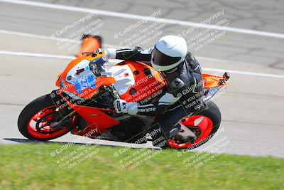 media/Apr-23-2022-Fastrack Riders (Sat) [[cb2d6ae73d]]/LEVEL 3/1115AM TURN 3 AND 4/